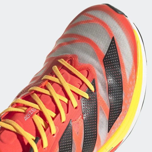 北京马拉松40周年特许产品 红黄配色顶级跑鞋致敬经典 完赛T恤曝光